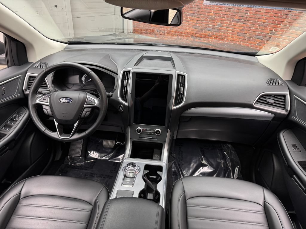 Certified 2022 Ford Edge SEL w/ Convenience Package AWD/4WD image 13
