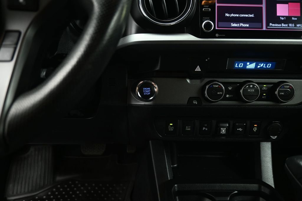Used 2022 Toyota Tacoma TRD Off-Road w/ Technology Package RWD image 17