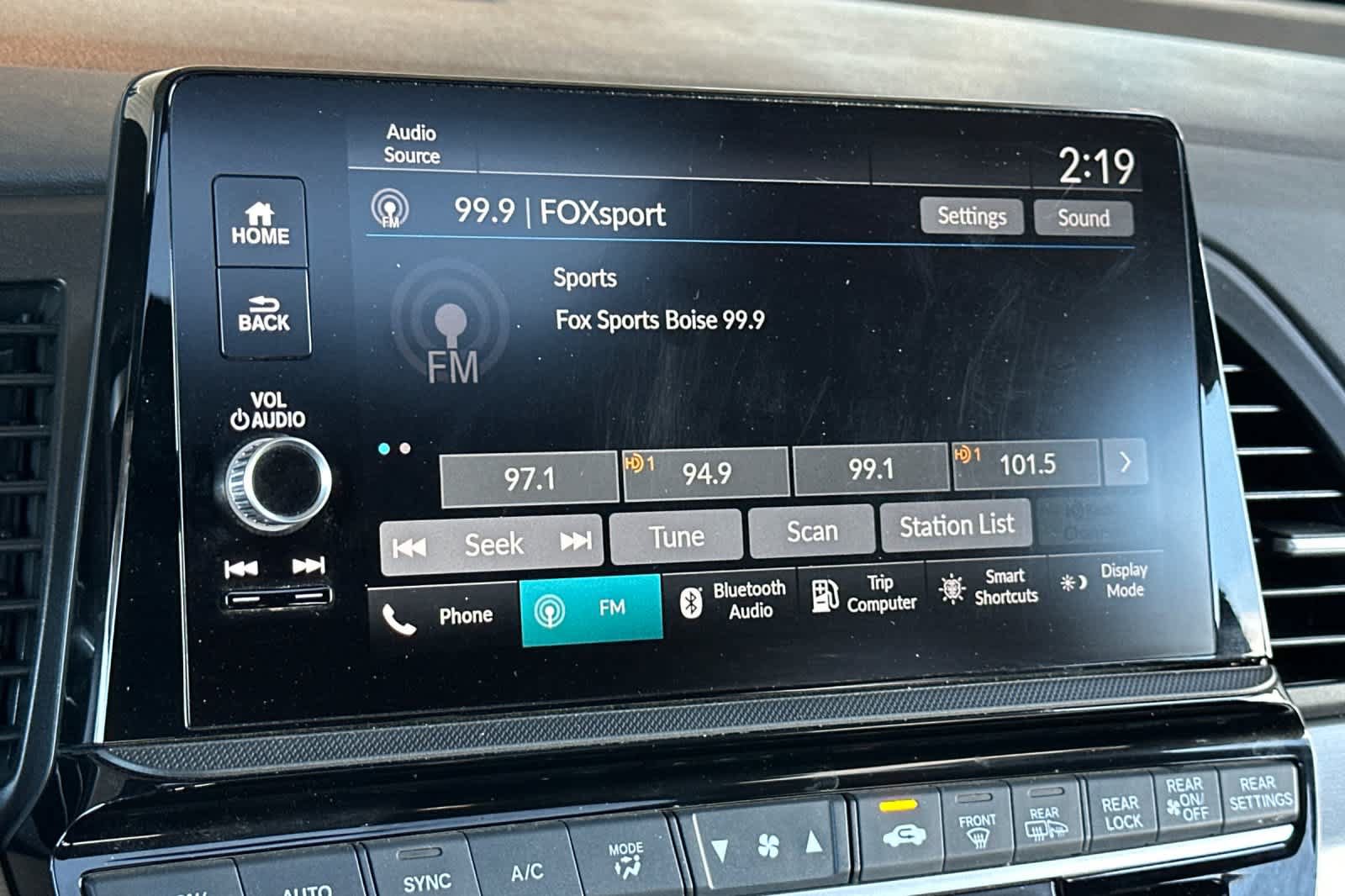 Used 2025 Honda Odyssey Sport-L image 19
