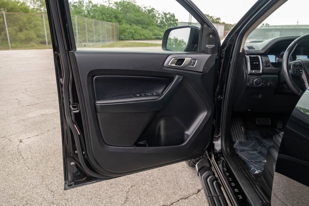 Certified 2019 Ford Ranger Lariat w/ Black Appearance Package AWD/4WD image 11