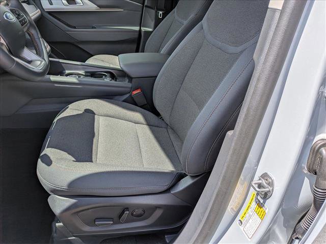 Certified 2025 Ford Explorer Active RWD image 15