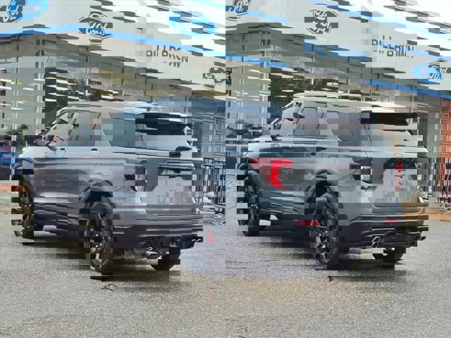 Certified 2022 Ford Explorer ST w/ Equipment Group 401A image 2