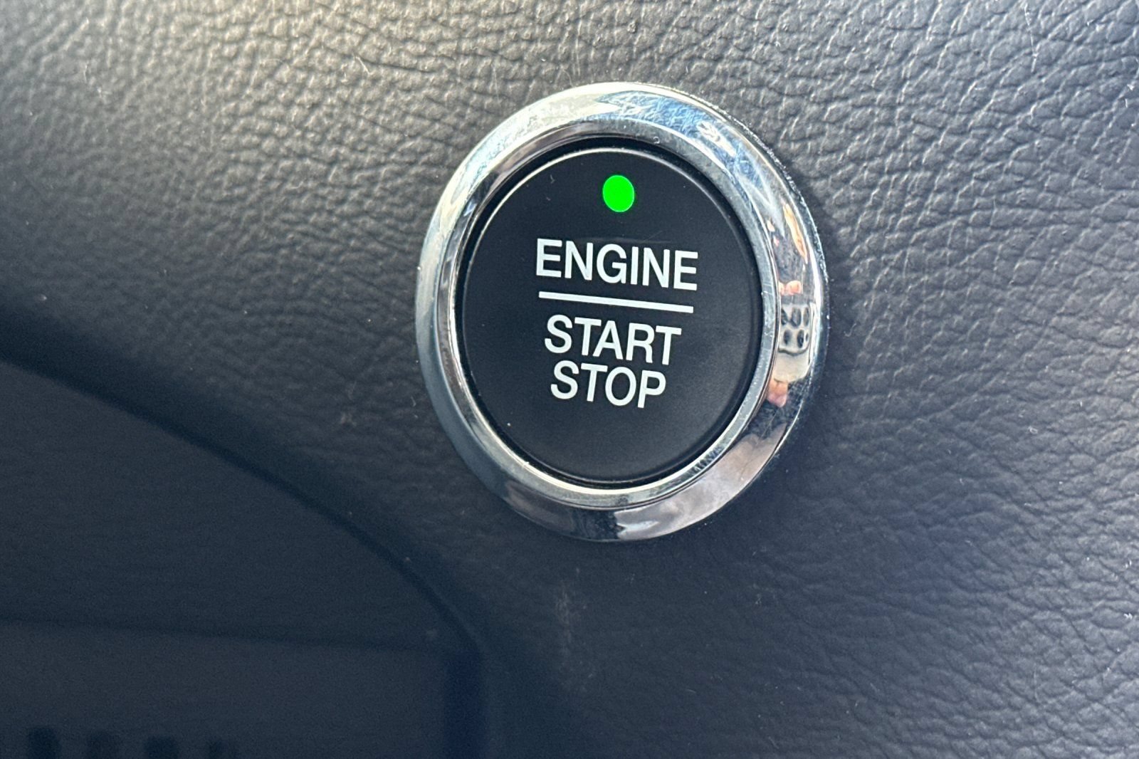 Certified 2024 Ford Edge SEL AWD/4WD image 33