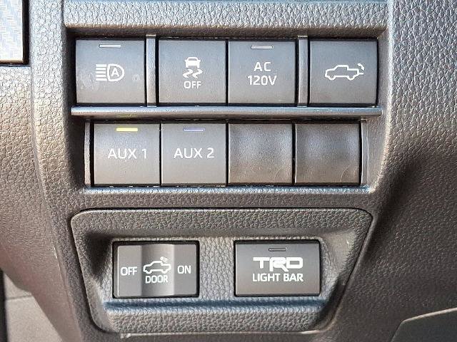 Used 2024 Toyota Tacoma TRD Pro AWD/4WD image 28