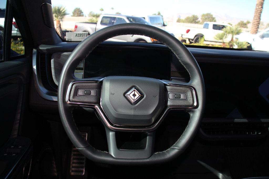 Used 2024 Rivian R1T Adventure Dual AWD/4WD image 15