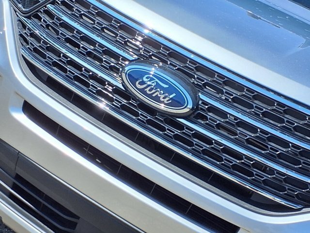 Certified 2024 Ford Explorer XLT w/ Equipment Group 202A AWD/4WD image 28