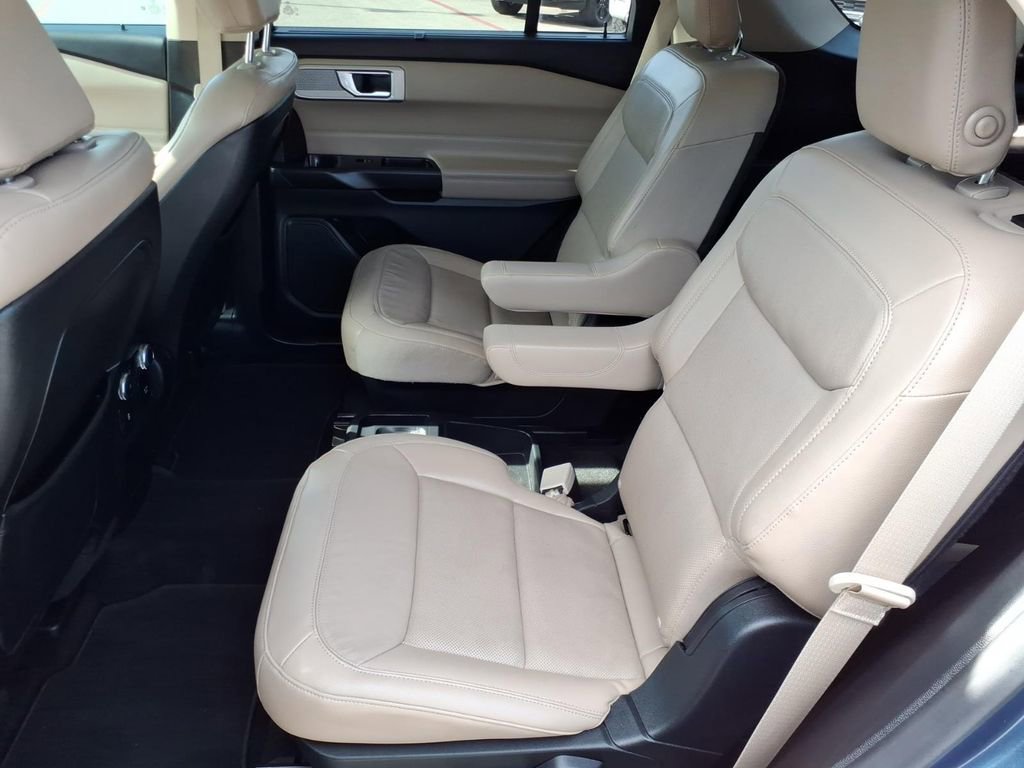 Certified 2020 Ford Explorer Limited RWD image 15