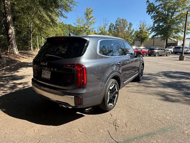 Used 2024 Kia Telluride S w/ S Sunroof Package image 5