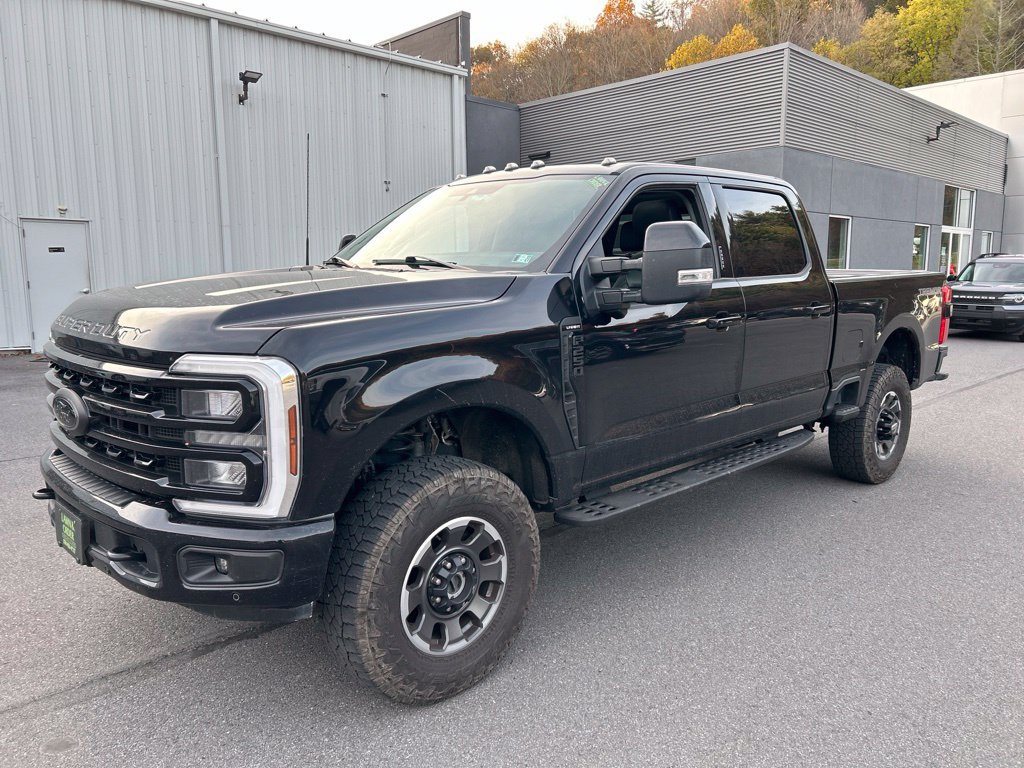 Certified 2024 Ford F250 Lariat w/ Lariat Ultimate Package AWD/4WD image 4