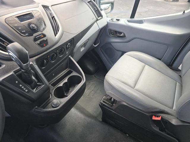Certified 2019 Ford Transit 250 148 Medium Roof RWD image 22