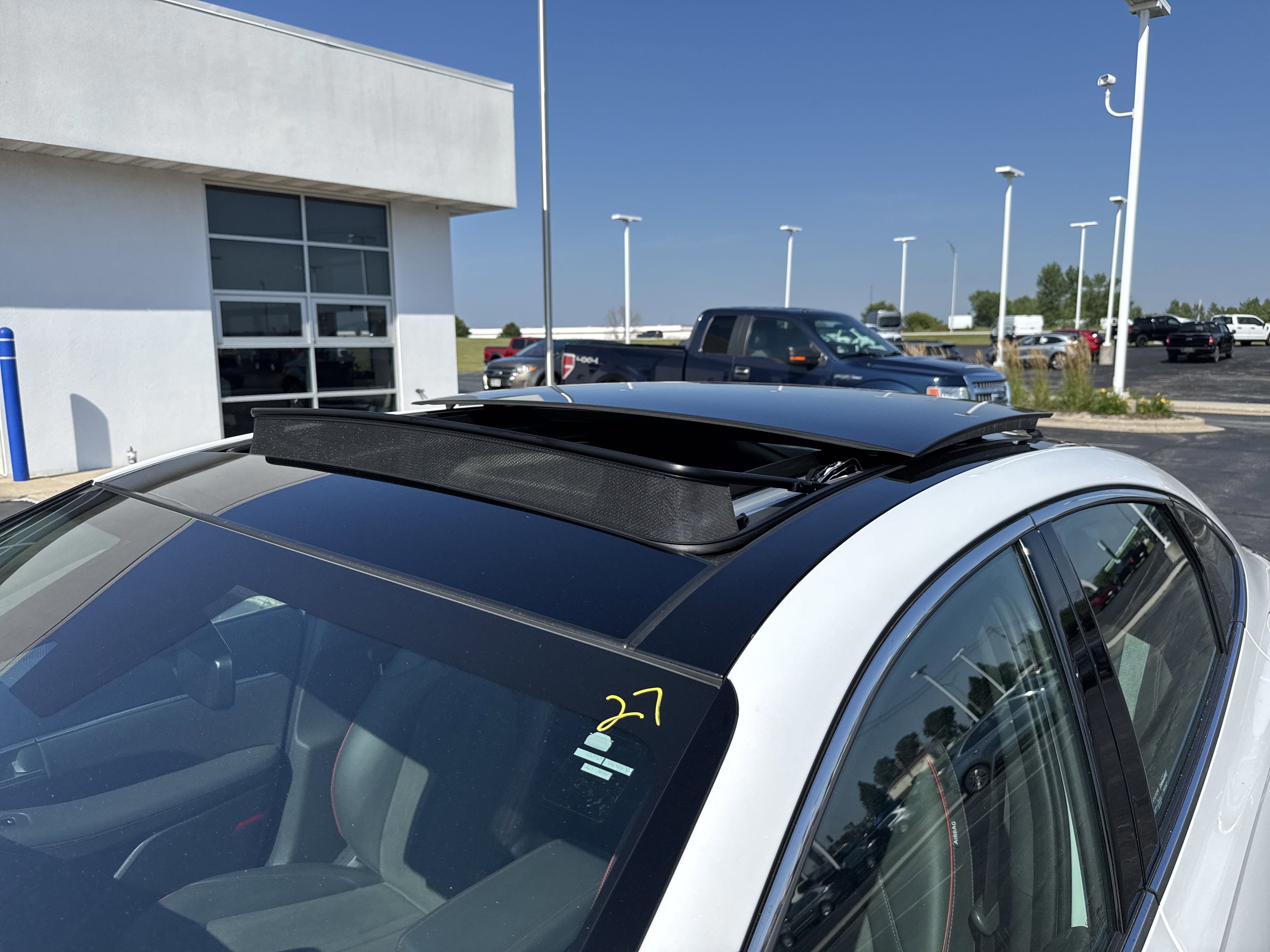 Used 2023 Hyundai Sonata SEL Plus w/ Cargo Package image 17