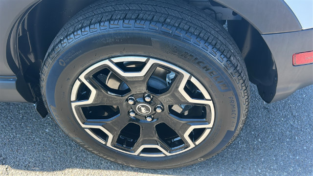 Certified 2025 Ford Bronco Sport Outer Banks AWD/4WD image 6