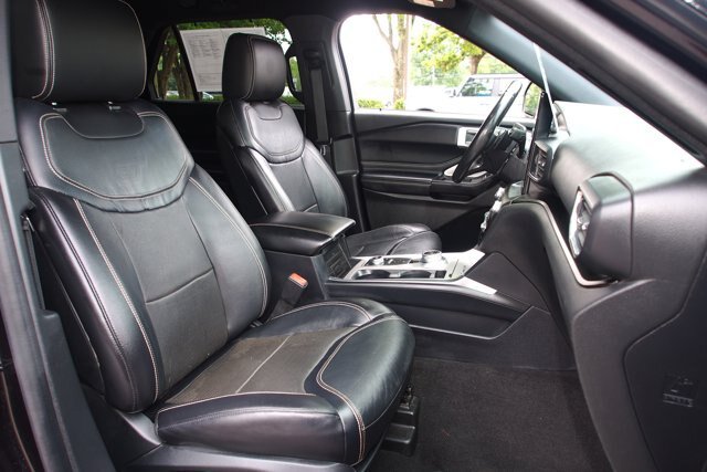 Certified 2020 Ford Explorer ST w/ Premium Technology Package AWD/4WD image 11