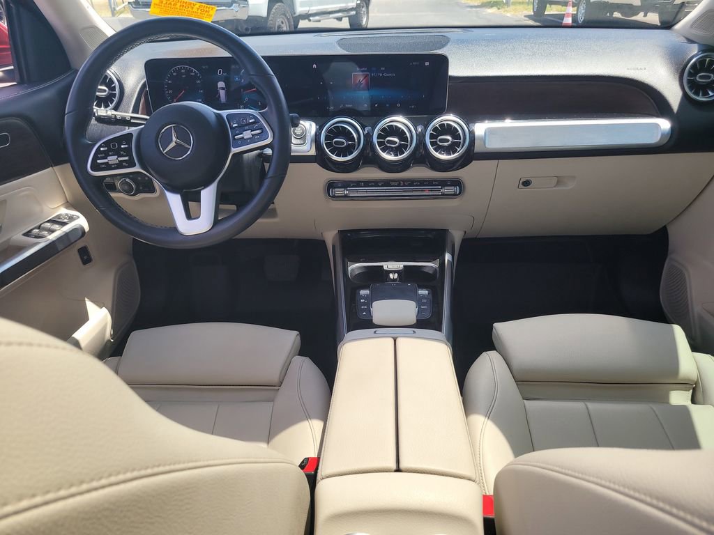 Used 2021 Mercedes-Benz GLB 250 image 12