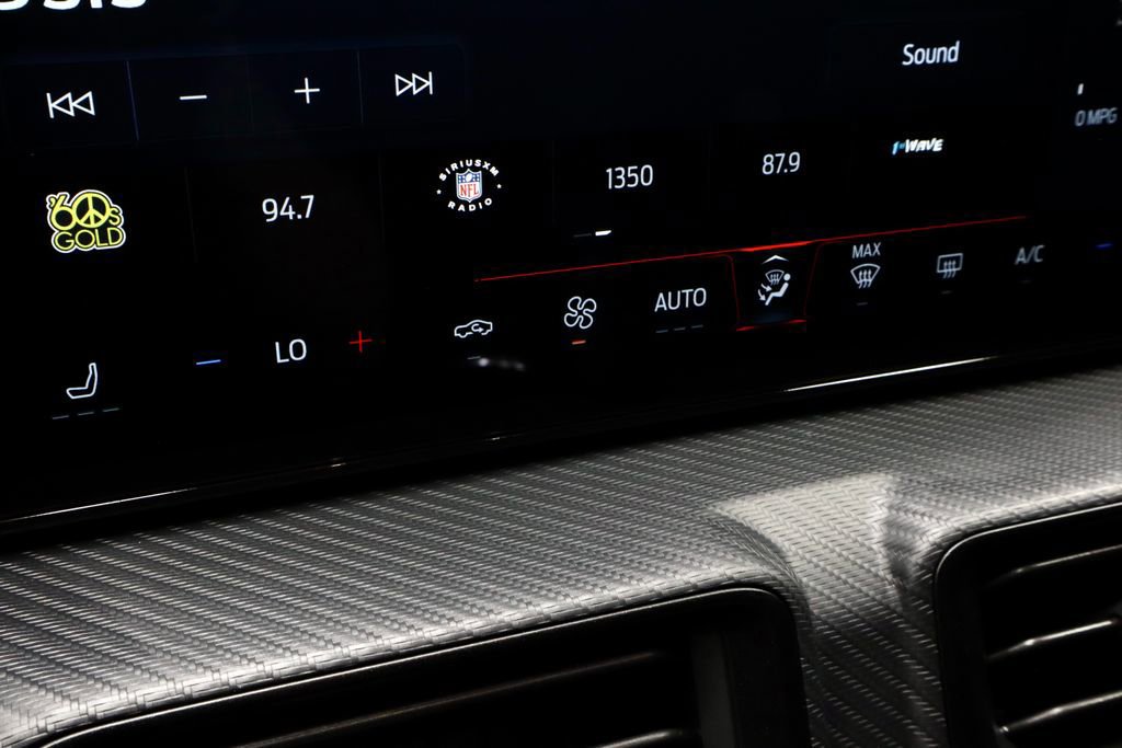 Certified 2024 Ford Mustang Coupe RWD image 10