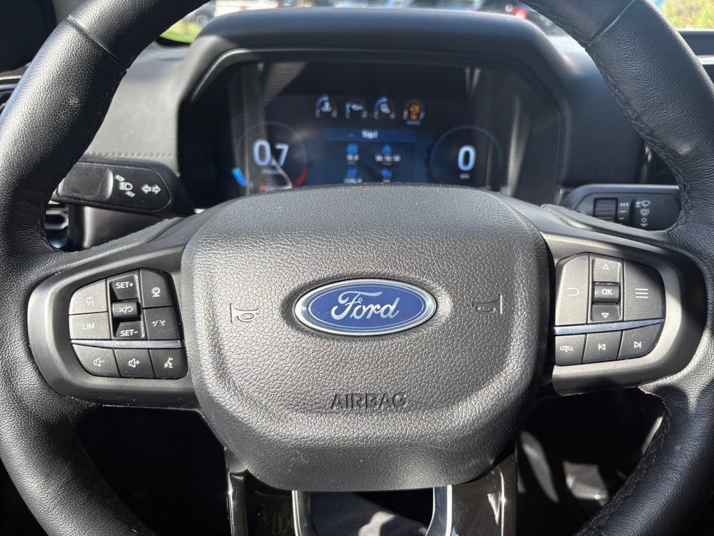 Certified 2025 Ford Ranger Lariat w/ FX4 Off-Road Package AWD/4WD image 19