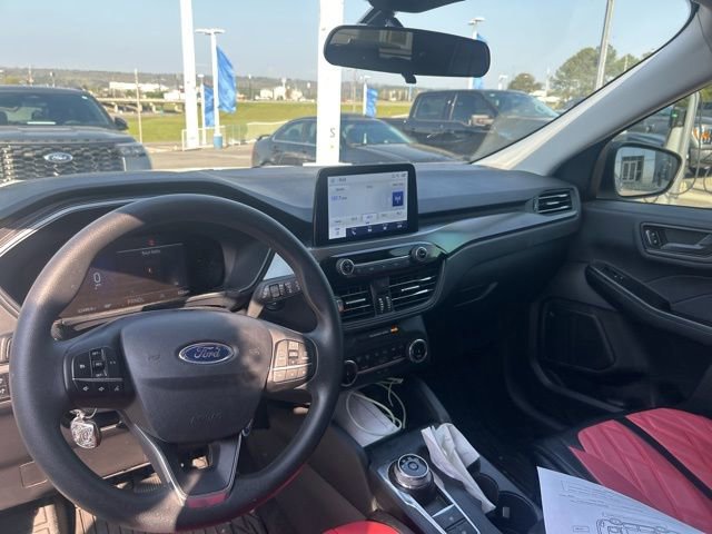 Certified 2025 Ford Escape Active image 7