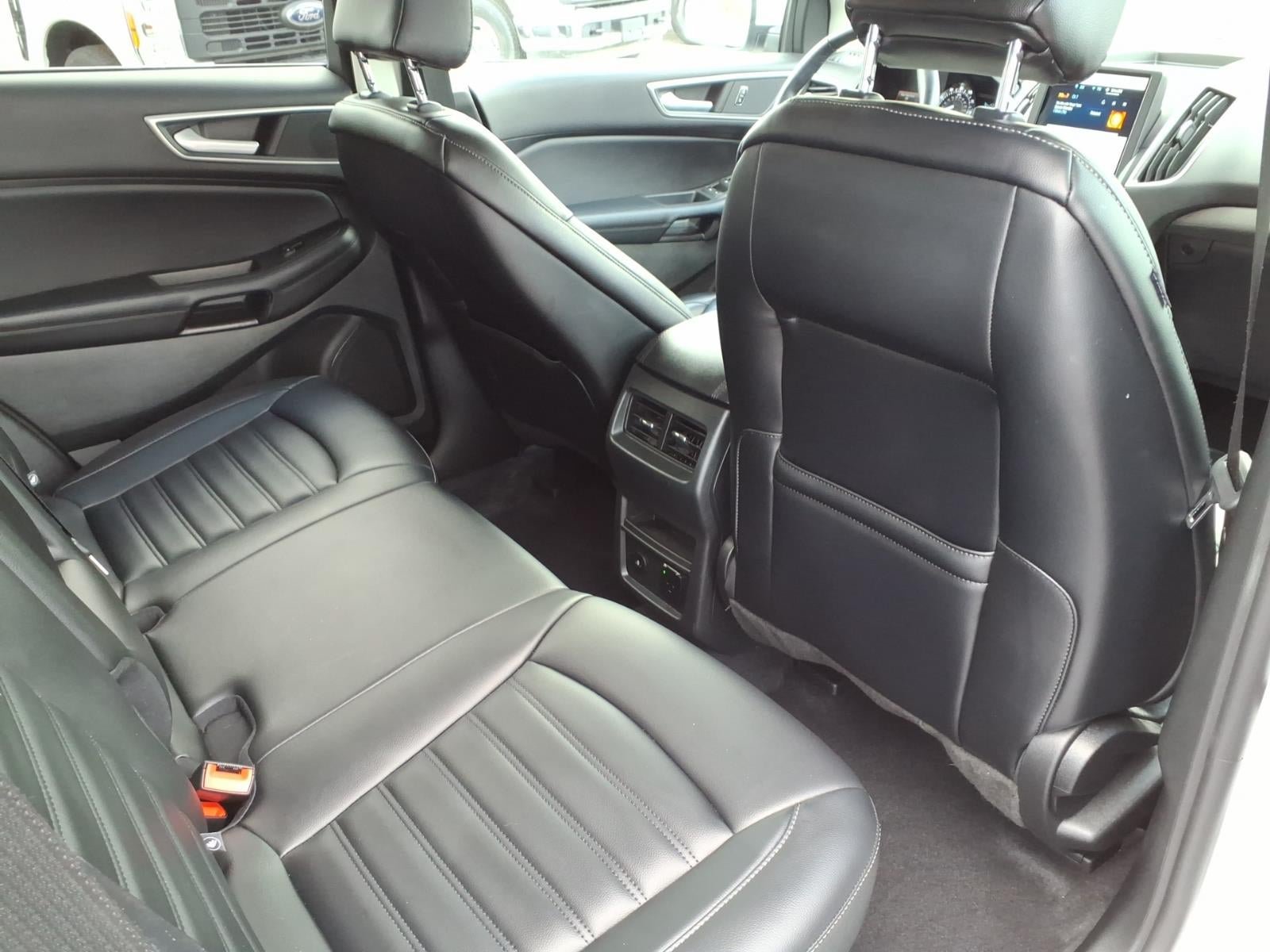 Certified 2023 Ford Edge SEL w/ Convenience Package AWD/4WD image 13
