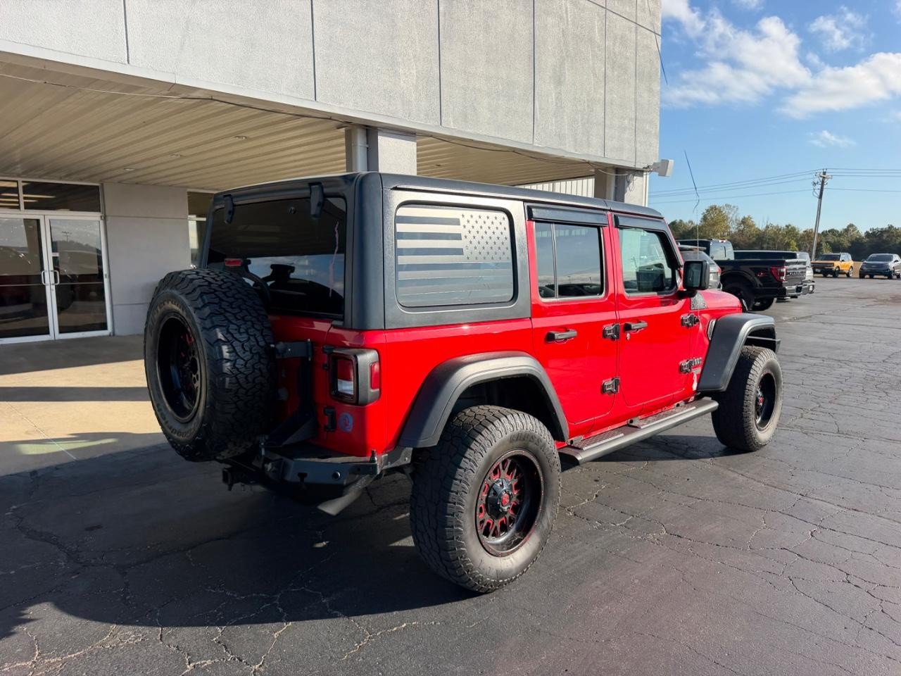 Used 2021 Jeep Wrangler Unlimited Sport AWD/4WD image 3