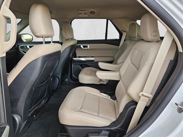 Certified 2020 Ford Explorer XLT w/ Equipment Group 202A RWD image 14