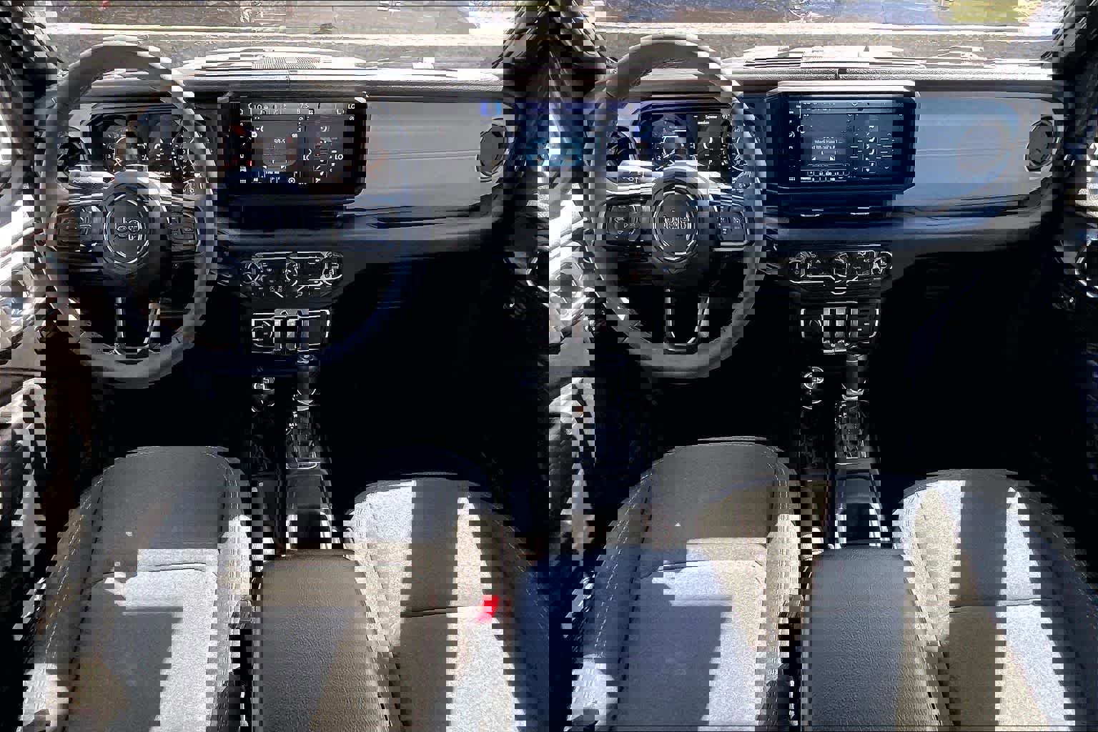 Used 2024 Jeep Wrangler Sport S AWD/4WD image 12