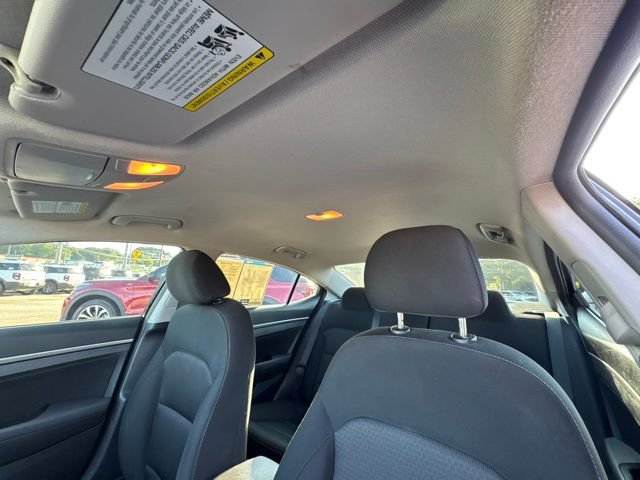 Used 2018 Hyundai Elantra SEL FWD image 26