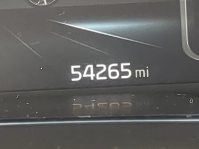 Used 2020 Kia Niro EX Premium FWD image 28
