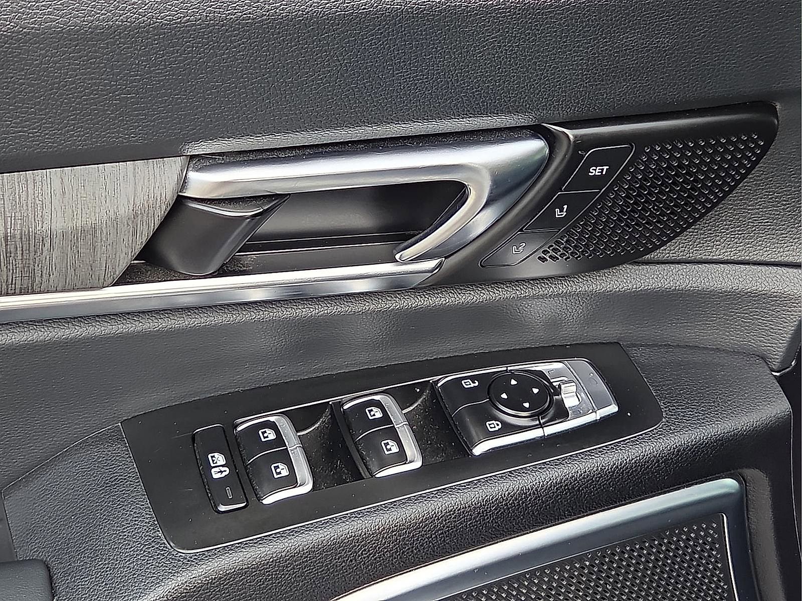 Used 2024 Kia Telluride SX AWD/4WD image 14