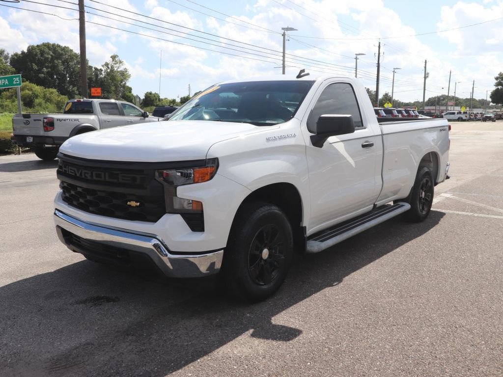 Used 2025 Chevrolet Silverado 1500 W/T RWD image 5