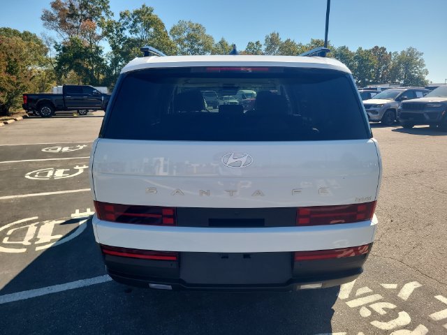 Used 2025 Hyundai Santa Fe SEL FWD image 6