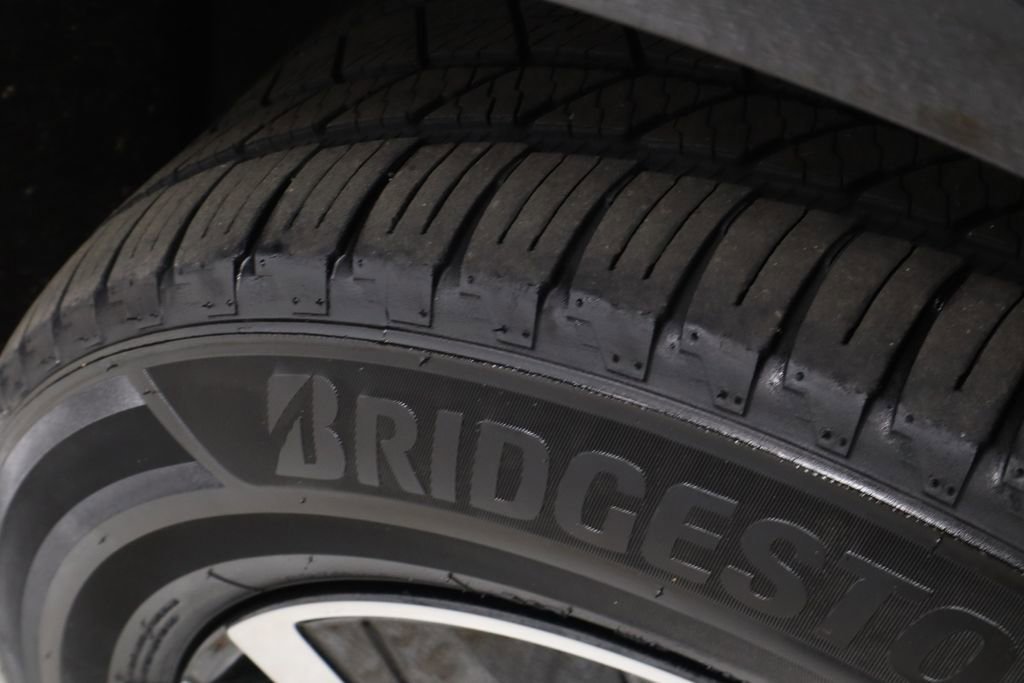 Used 2024 Volvo XC60 T8 Core AWD/4WD image 20