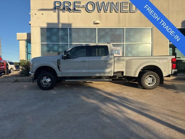 Certified 2025 Ford F350 Lariat AWD/4WD image 1