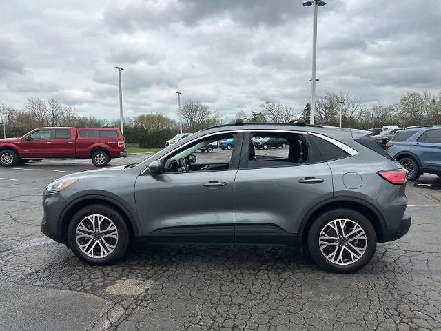 Certified 2022 Ford Escape SEL w/ Technology Package AWD/4WD image 4