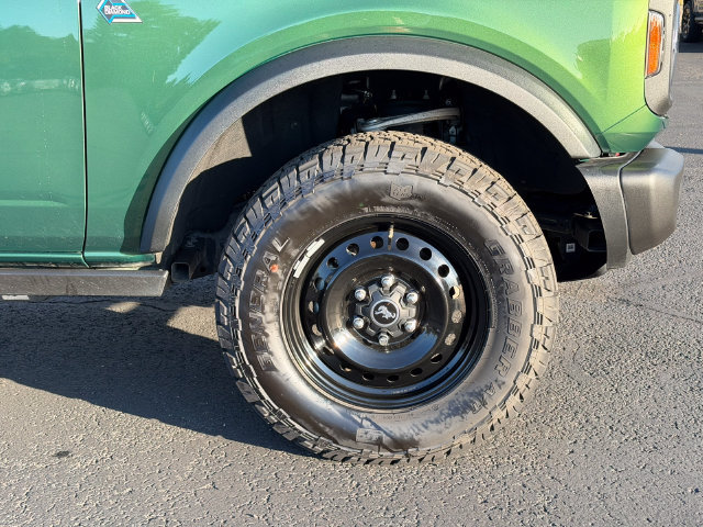 Certified 2022 Ford Bronco Black Diamond AWD/4WD image 11