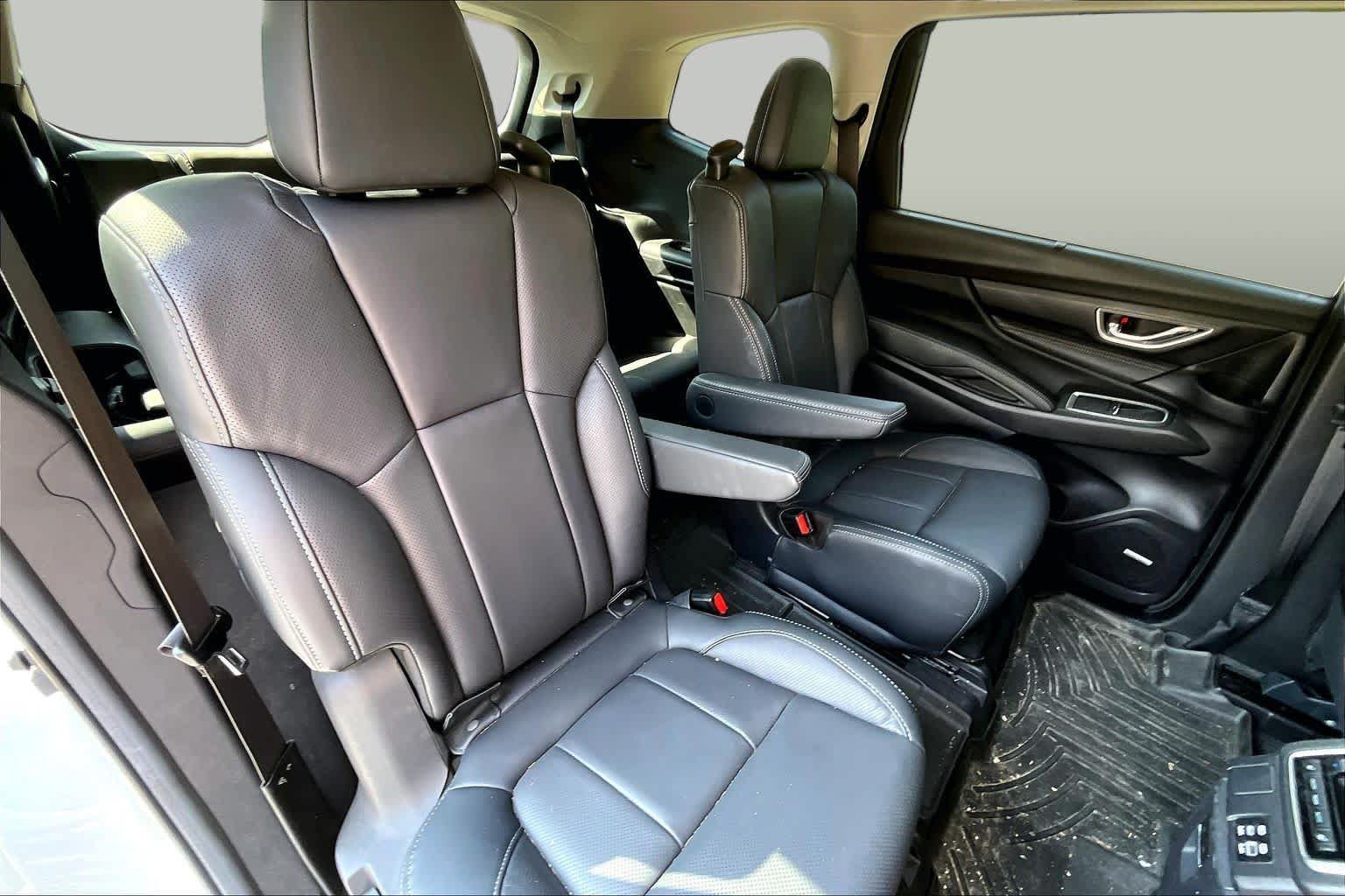 Used 2024 Subaru Ascent Limited w/ Technology Package AWD/4WD image 20