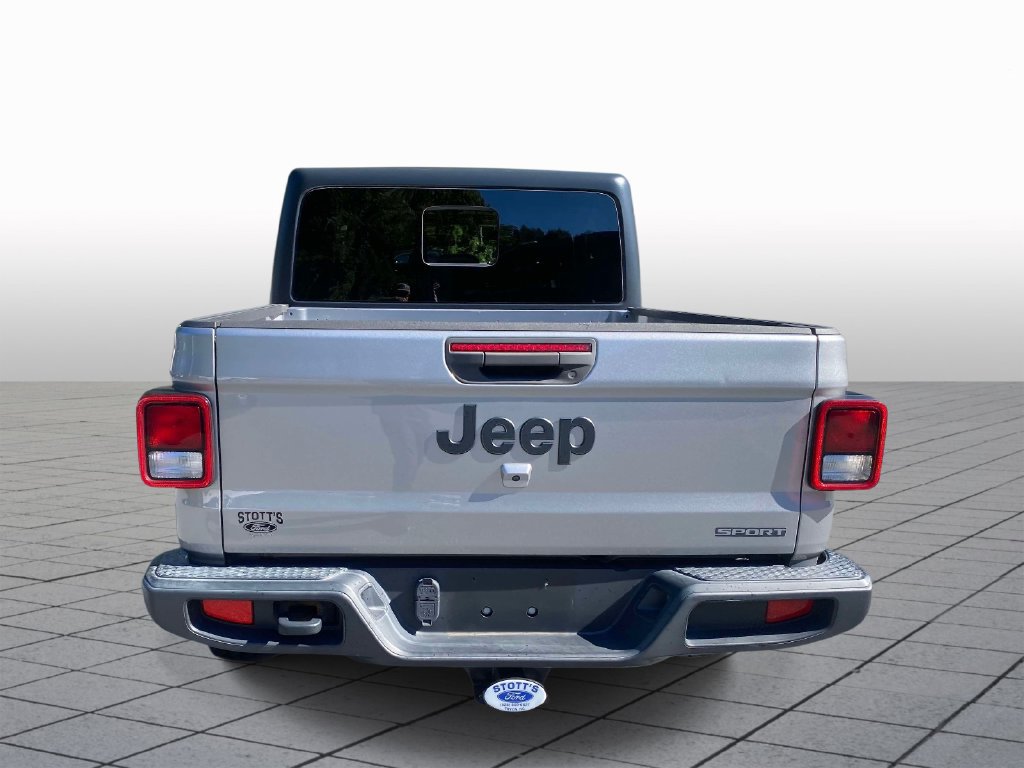 Used 2021 Jeep Gladiator Sport AWD/4WD image 6