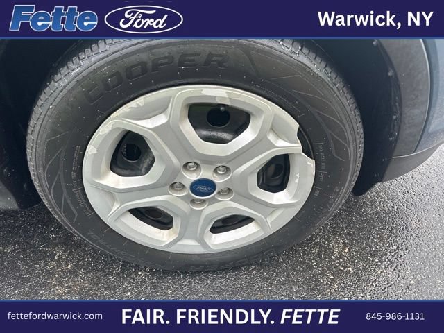 Certified 2019 Ford Escape S FWD image 5