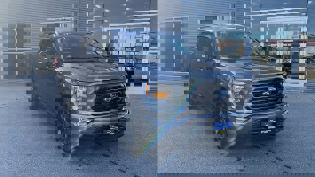 Certified 2022 Ford F150 XLT w/ Equipment Group 302A High image 4