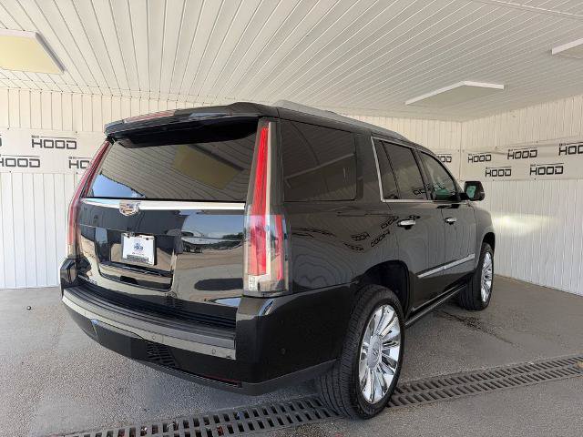 Used 2017 Cadillac Escalade Platinum AWD/4WD image 22