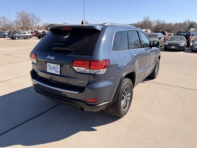 Used 2020 Jeep Grand Cherokee Limited AWD/4WD image 7