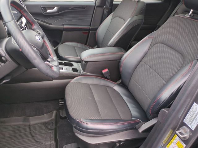Certified 2023 Ford Escape ST-Line w/ Tech Pack #1 image 16