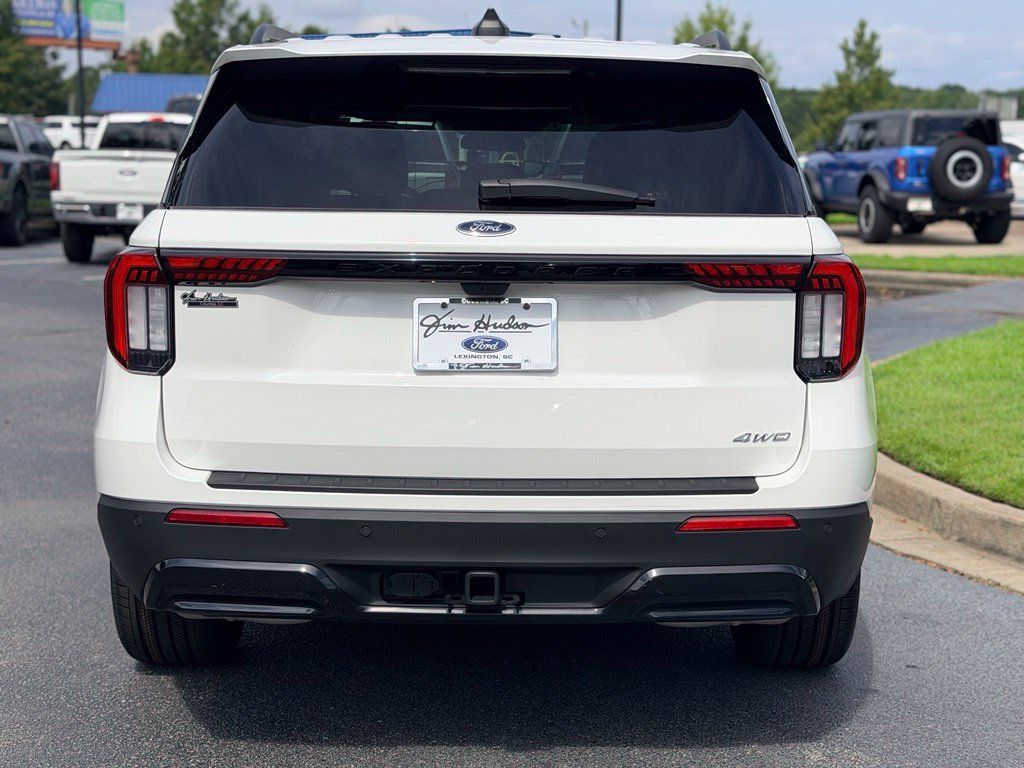 Certified 2025 Ford Explorer ST-Line w/ ST-Line Street Pack AWD/4WD image 7