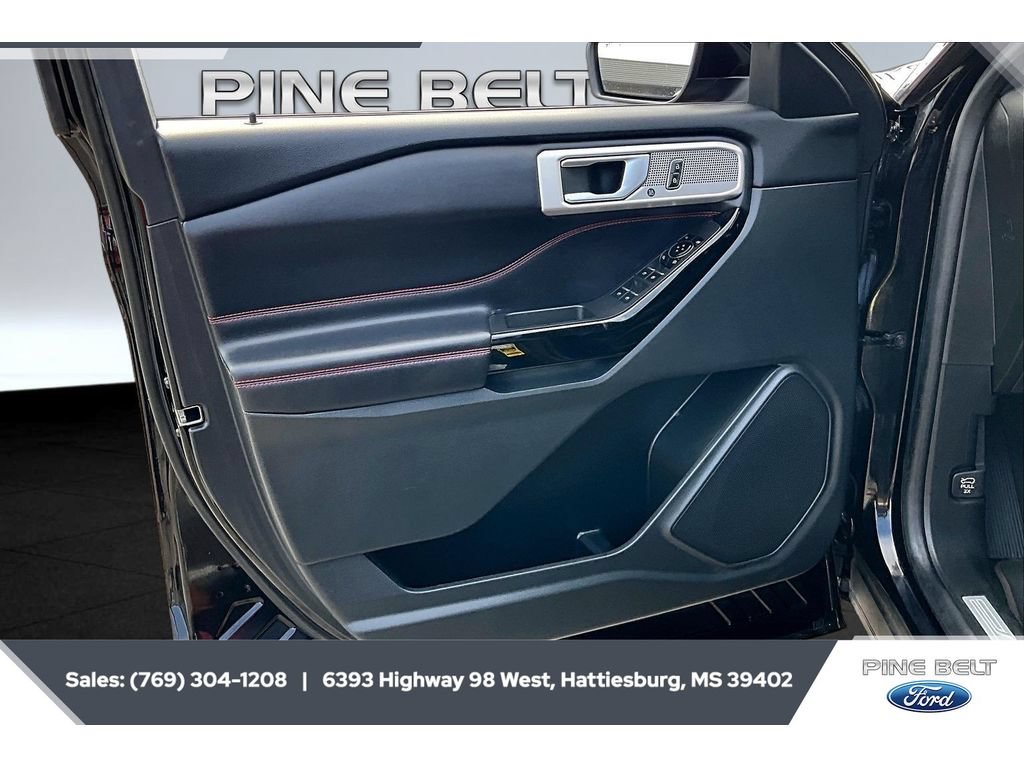 Certified 2023 Ford Explorer ST-Line w/ Class IV Trailer Tow Package RWD image 17