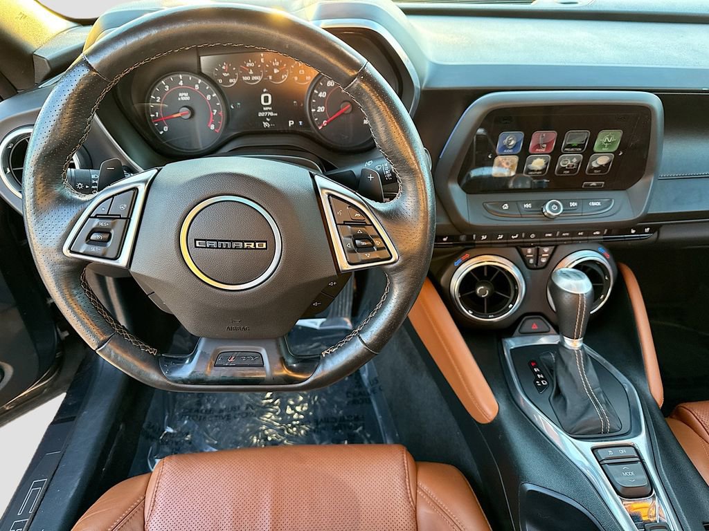 Used 2017 Chevrolet Camaro LT image 15
