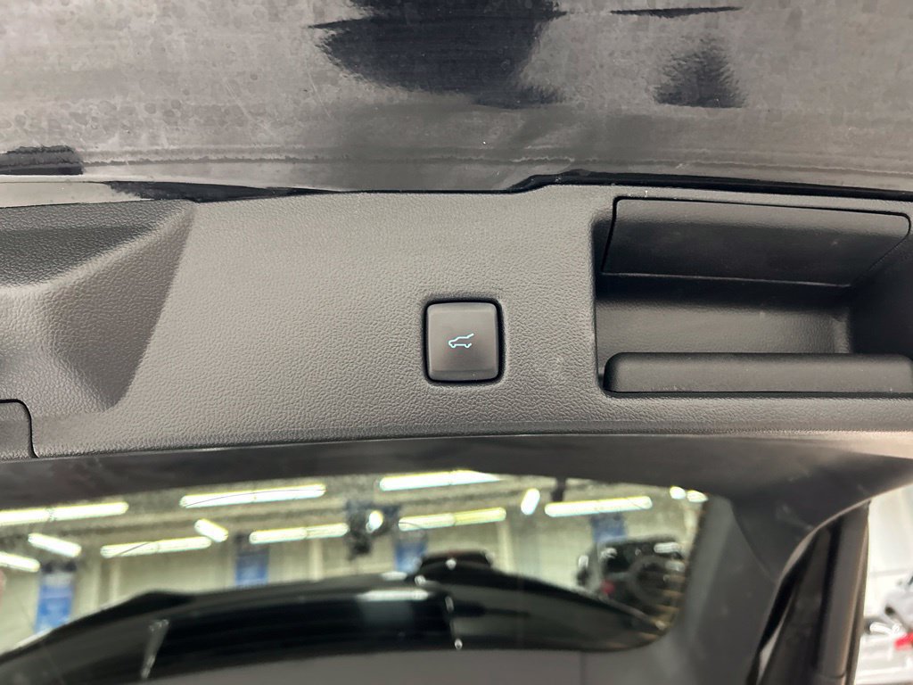 Certified 2024 Ford Escape ST-Line AWD/4WD image 27