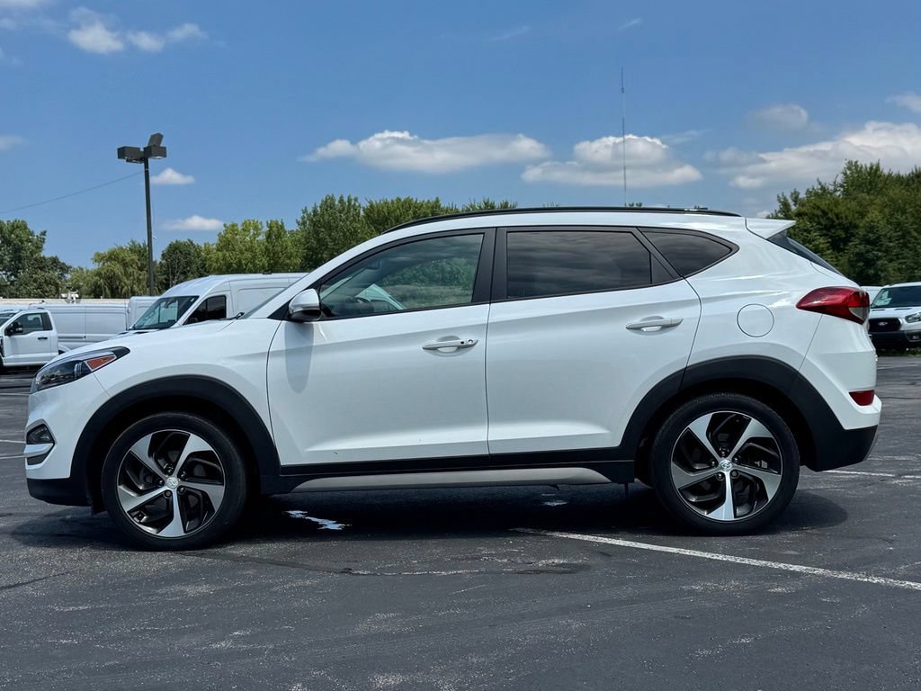 Used 2018 Hyundai Tucson Value w/ Cargo Package AWD/4WD image 5