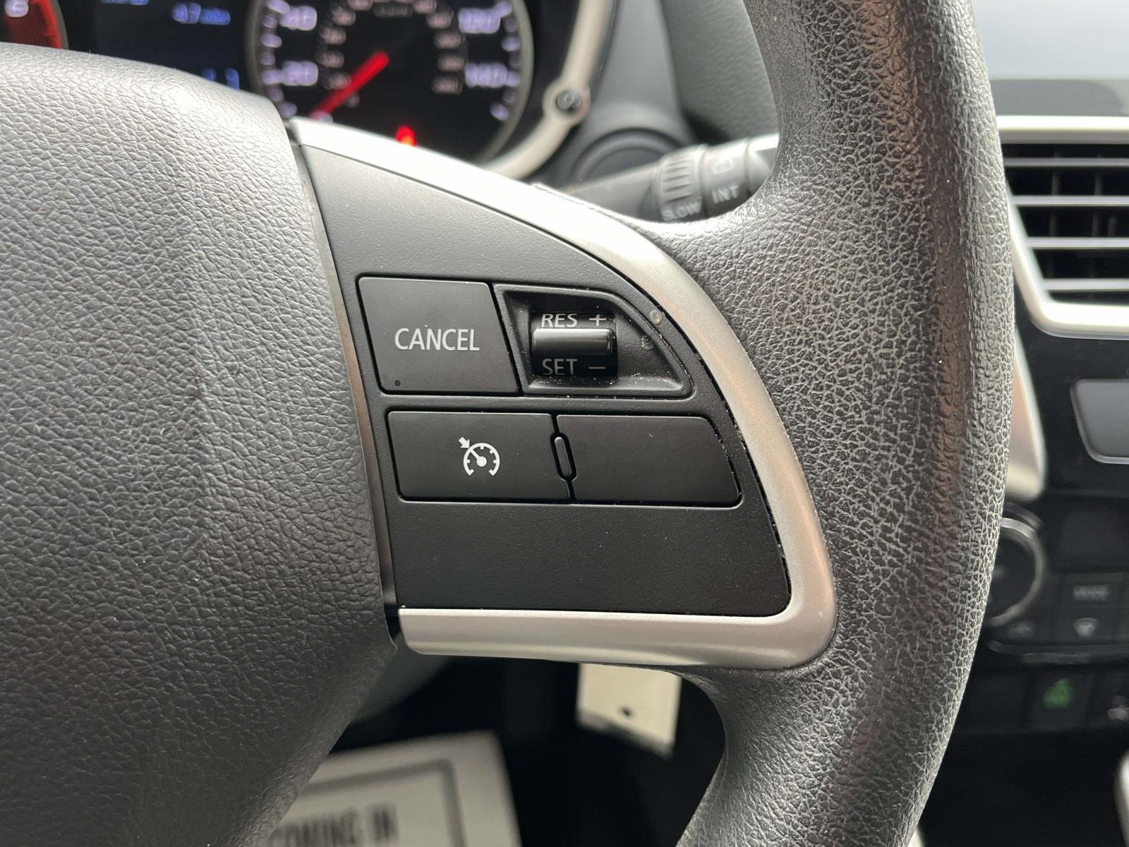 Used 2020 Mitsubishi Eclipse Cross LE image 18