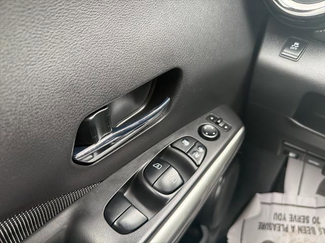 Used 2019 Nissan Kicks SV image 26