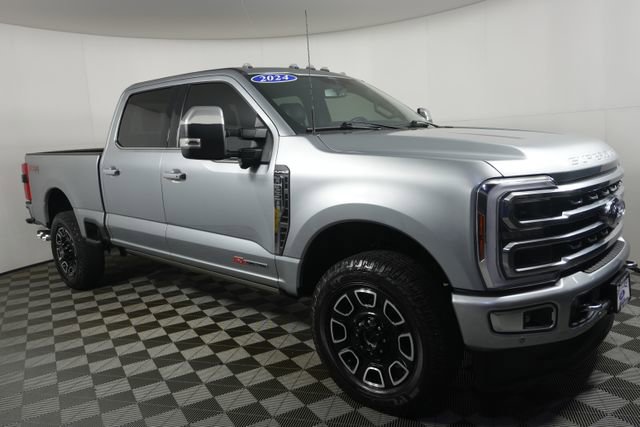 Certified 2024 Ford F250 Platinum AWD/4WD image 3