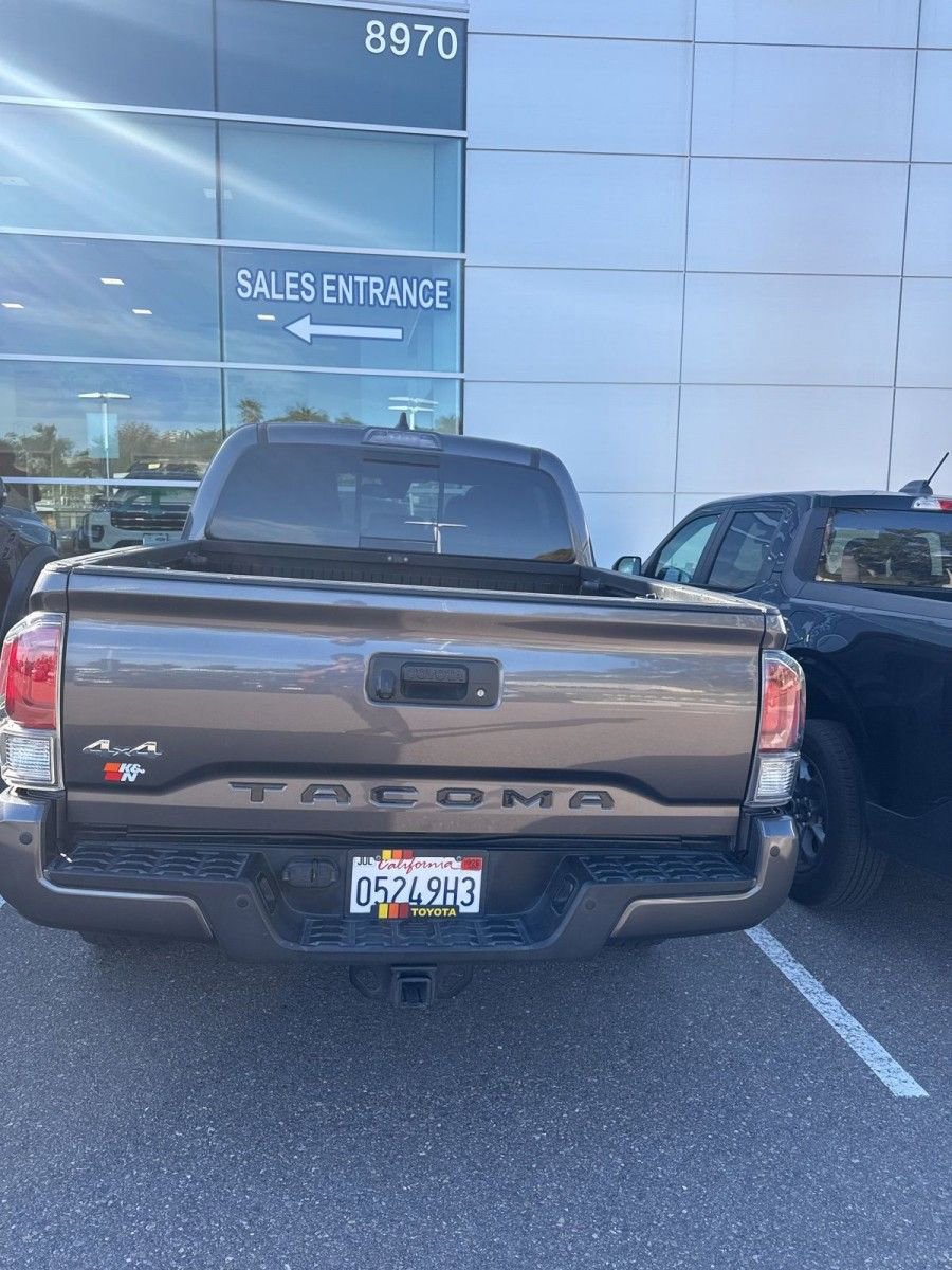 Used 2021 Toyota Tacoma TRD Sport w/ Technology Package image 6